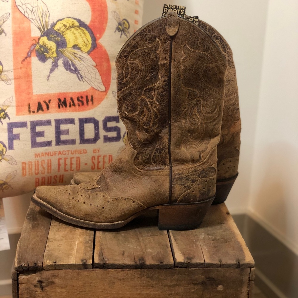 Justin Cowboy Boots